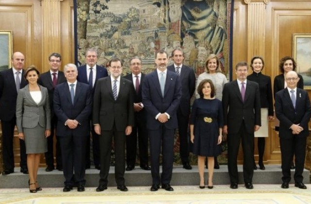 Новото правителство на Мариано Рахой положи клетва