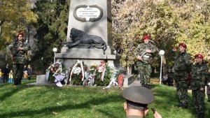 На Архангелова задушница Плевен почете загиналите герои
