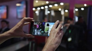 Lenovo спира да произвежда смартфони