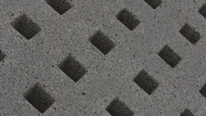 Вижте приспособлението с което се пробиват правоъгълни дупки