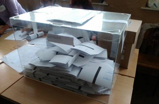 25,49% е избирателната активност във вота за президент в Пиринско към 13 часа