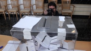 Окончателно 2946 за Румен Радев и 2181 за Цецка Цачева