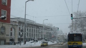 Максимални усилия ще изисква кметът от снегопочистващите фирми