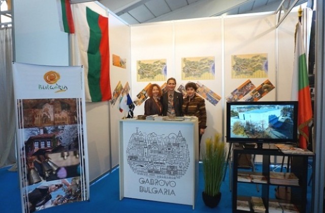 ДХС и ЕМО „Етър” представиха България на туристическо изложение Swiss International Holiday Exhibition в Лугано