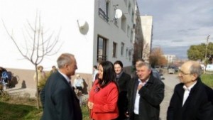 Павлова ще настоява санирането да продължи каквото и да се