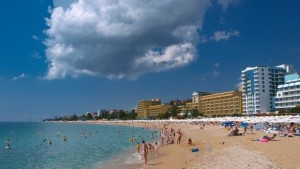 Варненец обирал туристи на Златни пясъци за да купува дрога
