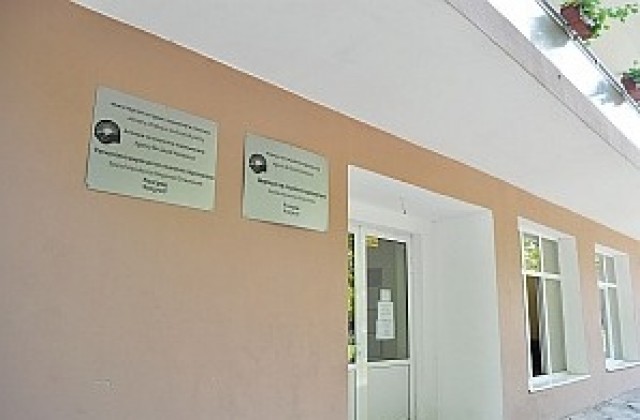 Повече първолаци са получили помощ за 15 септември