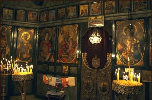 Днес почитаме Свети Мина - покровител на семейството