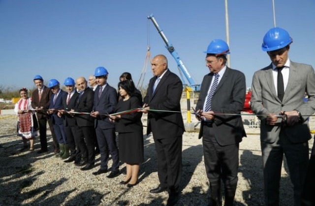 Премиер и министри откриха газовия интерконектор между България и Румъния