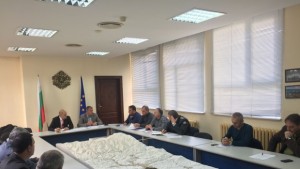 Сираков докладва на Румяна Бъчварова Тревожно е състоянието на пътищата