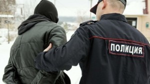 Отмъкнаха 4 бона от незаключена кола