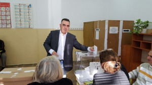 Кметът на Сливен упражни правото си на глас