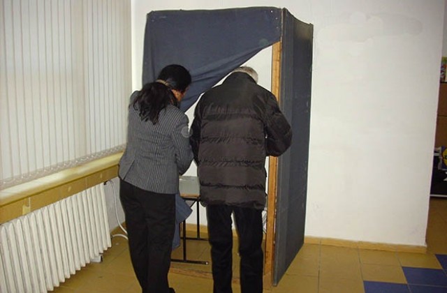 38.5% гласуваха в Добричко до 17.00 часа