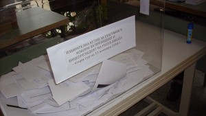 Радев бие Цачева на балотажа в Добричко с 64 на