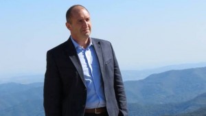 Кандидатурата на Румен Радев бе издигната първо в област Габрово