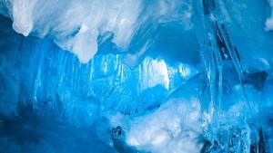 Учени ще търсят найдревния лед на Земята