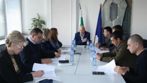 Приеха мерки срещу разпространяване на заболявания по птици и свине