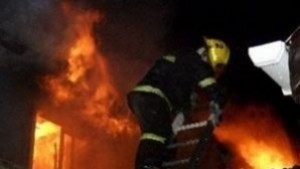 Мъж пострада при пожар в дома му