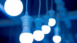 LED светлината привлича помалко насекомите