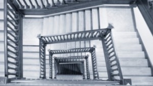 Домоуправителите се хвърлят в борбата с телефонните измамници