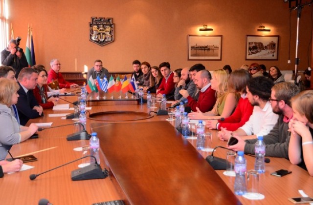 Варна може да има постоянно представителство на Мрежата на Европейските младежки столици
