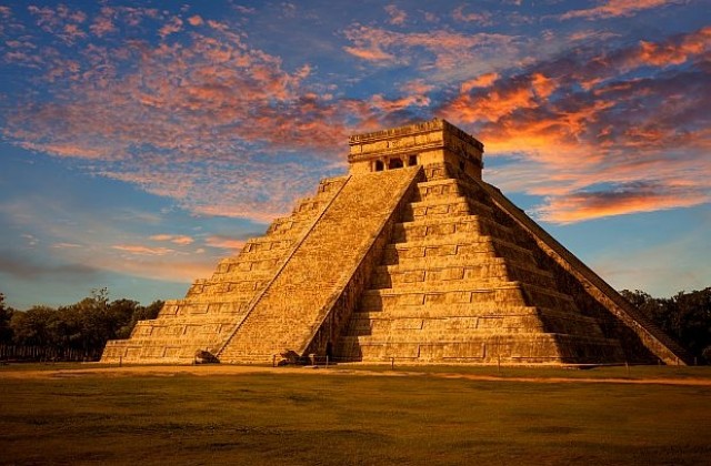 Пирамидата Кукулкан е построена като матрьошка
