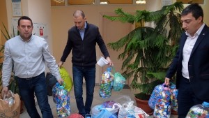 Район Южен се включи в благотворителната инициатива за децата лишени