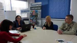 Областните информационни центрове с нови служители