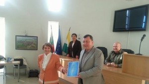 Благодарствен адрес от асоциация Диабетик получи кметът на Павликени