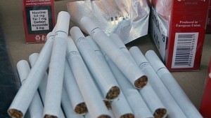 Рекордна пратка 400 000 цигари без бандерол в камион с