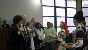 Златни и диамантени сватби в Дупница в Деня на християнското