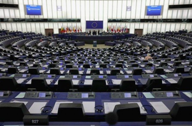 В Страсбург обсъждат замразяване на преговорите с Турция за членство в ЕС