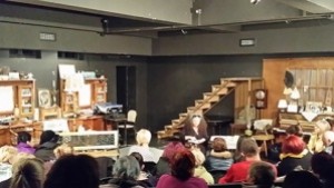 Емблематичната Сия Папазова представи книгата си за Варненския театър