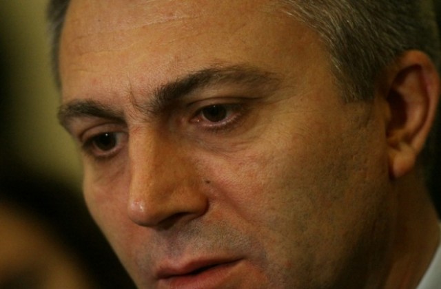 Карадайъ: Оставката на кабинета Борисов 2 е закъсняла