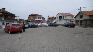 Изследват безплатно за СПИН ромите от кв Изток