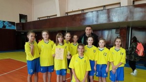 Първо ОУ и ПГИМ най добри на баскетбол в Кюстендил