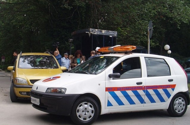 Шефове и служители на ДАИ арестувани във Варна (ОБНОВЕНА)