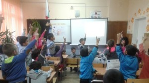 Кариерни консултанти провеждат дейности с ученици от Сенокос