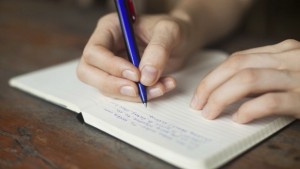 Награждават найдобрите участници в ученическата кампания Грамотни ли сме