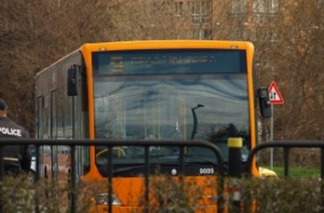 Променят маршрути на 8 автобусни линии, правят спирка до новия Зоокът