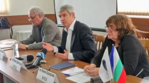 КНСБ иска 100 млн лева от Бюджет 2017 за детско