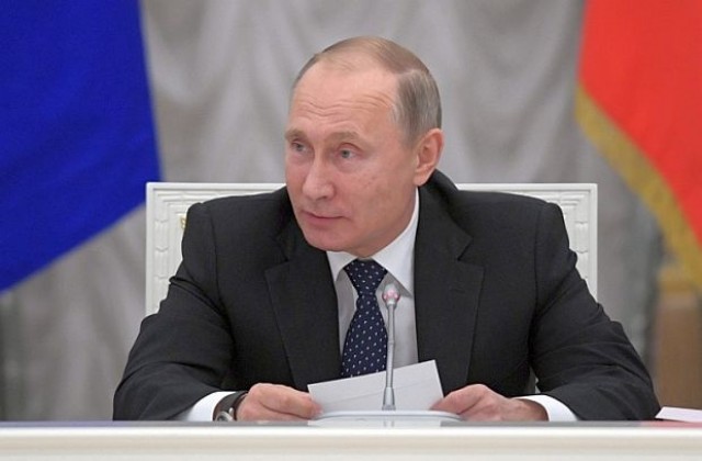 Путин: Резолюцията на ЕП за борба с руската пропаганда е деградация на демокрацията