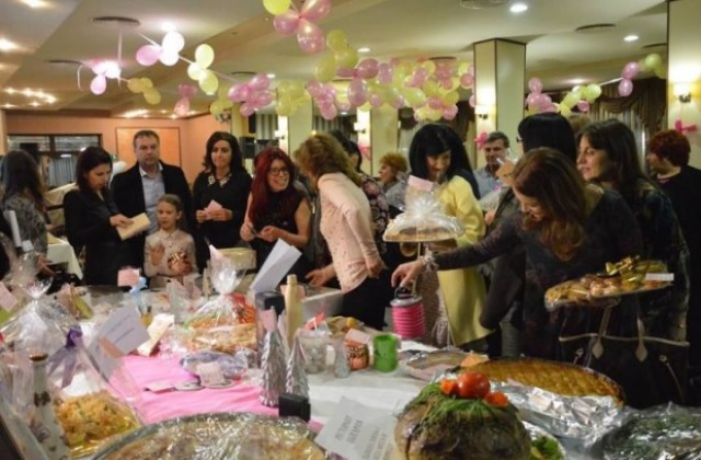 Жителите на Гоце Делчев се обединиха в благородна кауза в помощ на онкоболни жени