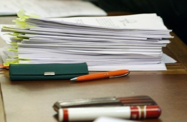 Административният съд отмени текстове на общински наредби в Аксаково и Аврен