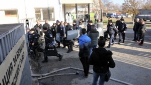 Военнослужещи от Стара Загора помагат за възстановяване на реда в