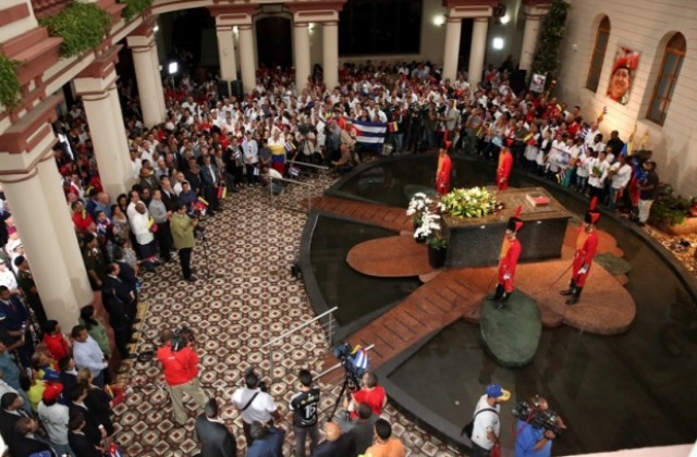 Венецуела обяви тридневен траур заради смъртта на Кастро