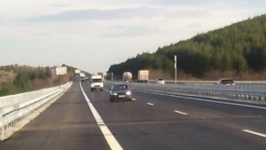 Спират движението по магистралата от Бургас ще правят ремонт