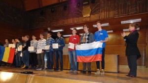 Наградиха победителите в състезанията по информатика