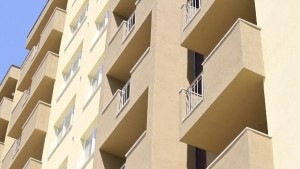 Гарсониерите във Варна два пъти поевтини от тези в София