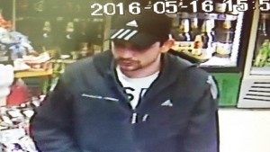 Издирват мъж пласирал фалшиви двулевки ВИДЕО